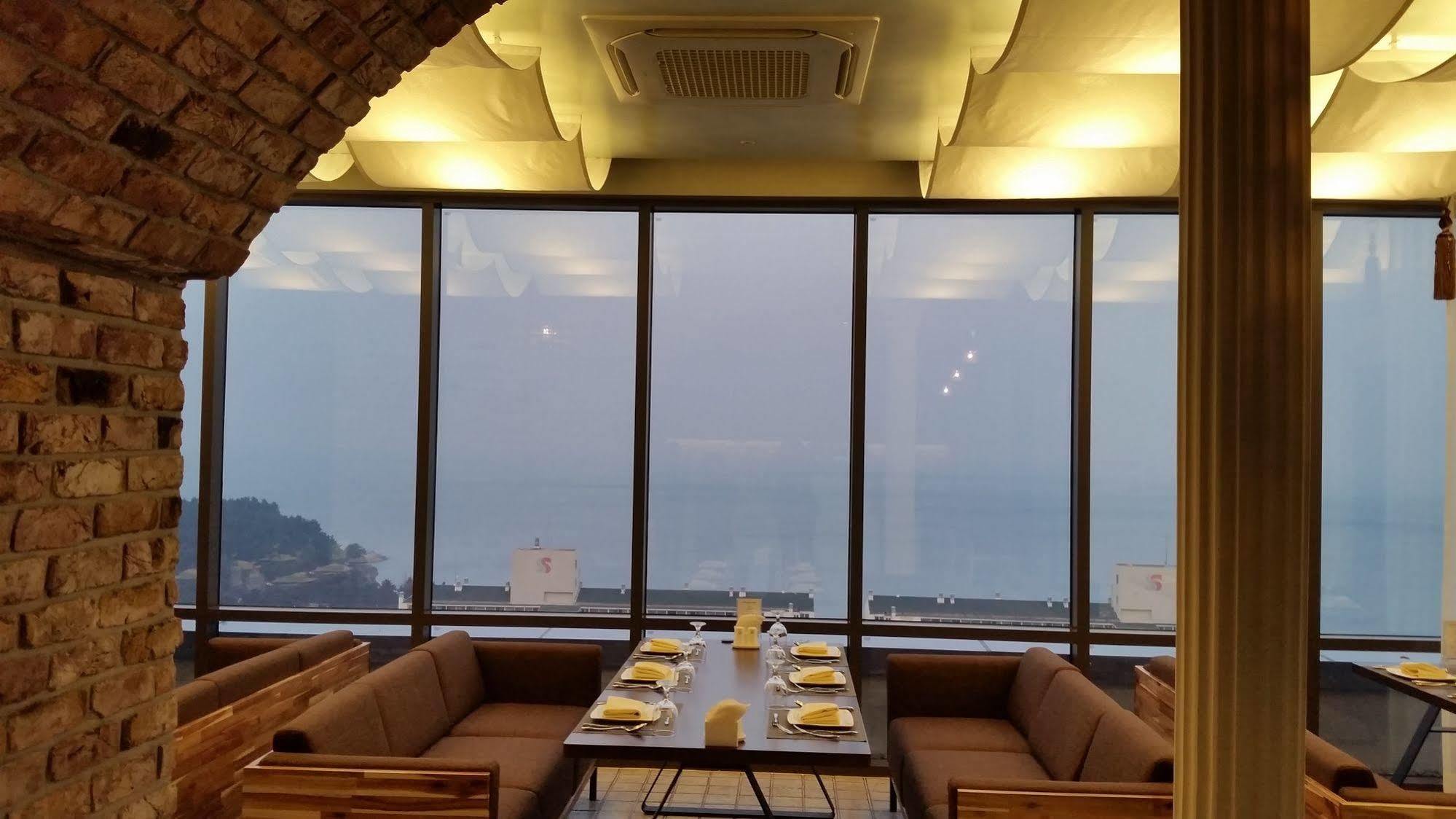 Hyunjin Tourist Hotel Donghae Esterno foto